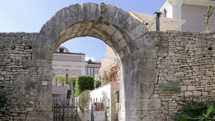 Das Herkulestor in Pula